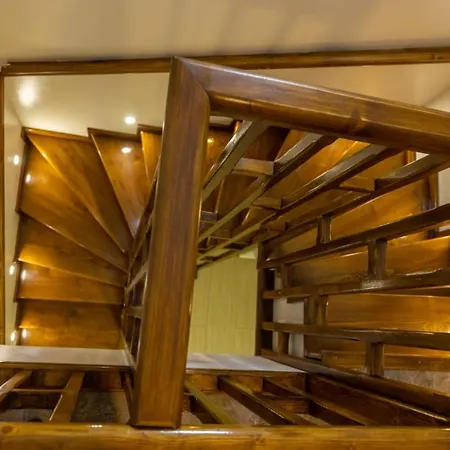 Sir Fundeni Tower Aparthotel 3*