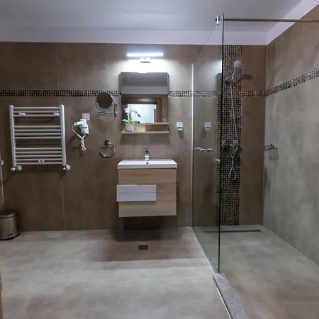 Aparthotel Sir Fundeni Tower 3*