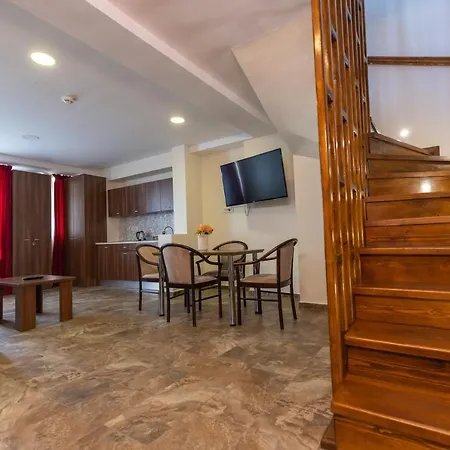 Hotel apartamentowy Sir Fundeni Tower
