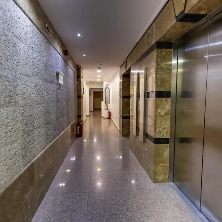 Sir Fundeni Tower Aparthotel 3*