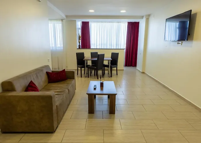 Sir Fundeni Hotel