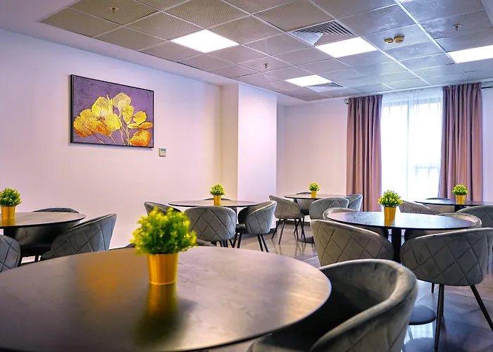 Sir Fundeni 호텔 3*