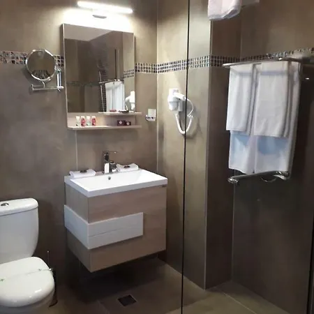 Sir Fundeni Tower Lägenhetshotell Bukarest