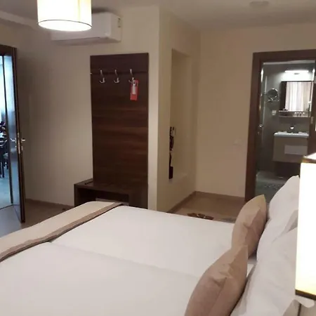 Sir Fundeni Tower 3* Bukarest