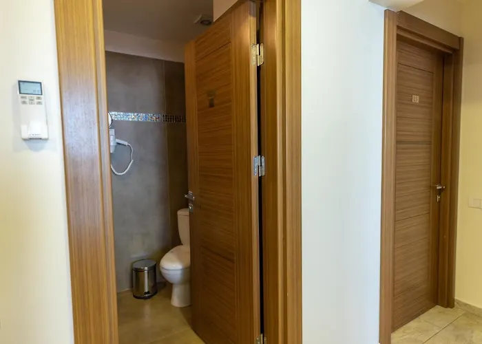 Sir Fundeni Ξενοδοχείο